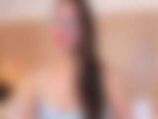 Live cam show with NahimiThompson - Teen (18+) on Camsoda
