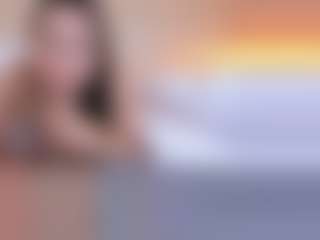 Live cam show with NahimiThompson - Squirt on Camsoda