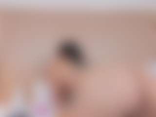 Live cam show with NahimiThompson - Green Eyes on Camsoda Late Night