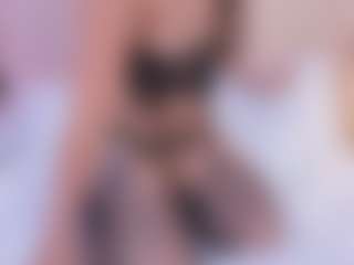 Live cam show with NahimiThompson - Lush Blonde Hair on Camsoda