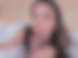 Live cam show with NahimiThompson - Cute on SpunkLive