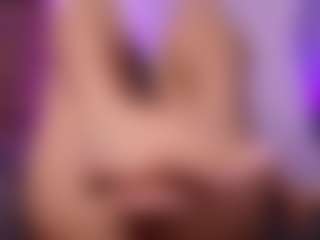 sofia-go's Live Sex Cam Show