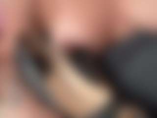 Live cam show with Shadelyst - Brown Eyes on xDating