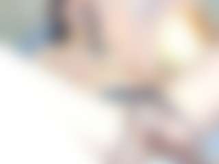 Live cam show with amySwann - Upskirt on Chatstar