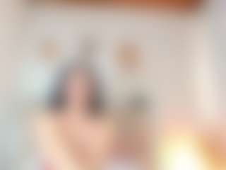 Live cam show with amySwann - Upskirt on Camsoda
