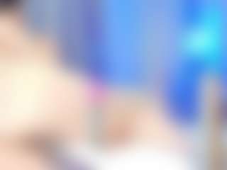 Live cam show with amySwann - Smoking on Livezox