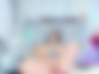 Live cam show with amySwann - Athletic on infinitiblacc.com