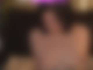 Live cam show with MargaritaGrey - Moaning on boobsie.com