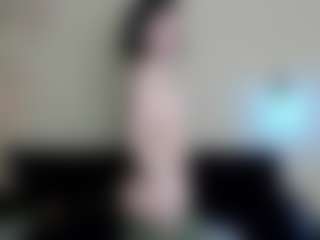 Live cam show with Londa - Nipple Play on studioflirtlive.com