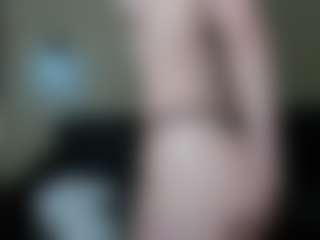Live cam show with Londa - Spanks on livesuperchat.net