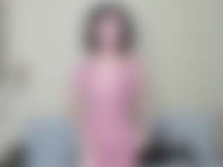 Live cam show with Londa - Glasses on SquirtSoMuch