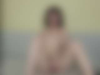 Live cam show with Londa - Nipple Play on StripNow