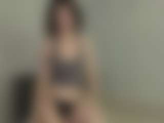 Live cam show with Londa - Legs on CamwithHer