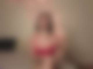 Live cam show with Londa - Shake on Camsoda
