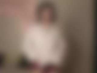 Live cam show with Londa - Spanks on CamClone
