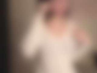 Live cam show with Londa - Moan on CamwithHer