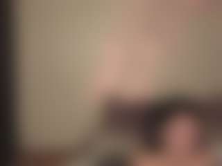 Live cam show with Londa - Legs on CamClone