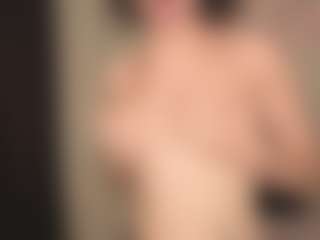 Live cam show with Londa - Flash on SquirtSoMuch