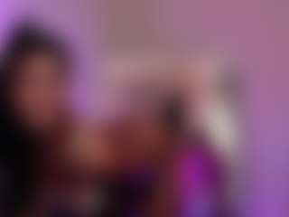 AshleyClaireX MILF webcam performer live streaming