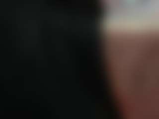 Live cam show with AshleyClaireX - Smoking on crypto-cams