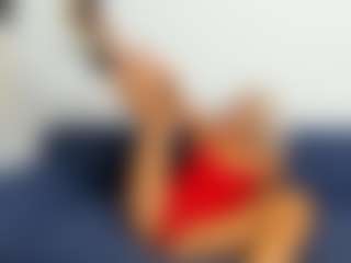 Live cam show with BlueEyesDesire - Mature on Latina Girls