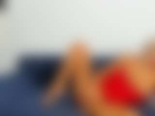 BlueEyesDesire's Live Sex Cam Show