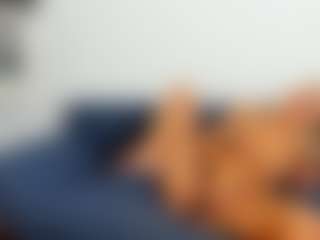 Live cam show with BlueEyesDesire - Mature on livesuperchat.net
