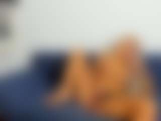 Live cam show with BlueEyesDesire - Mature on Cam Slut