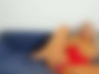 BlueEyesDesire's Live Sex Cam Show