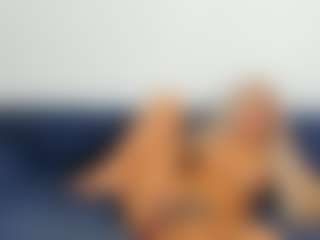 BlueEyesDesire's Live Sex Cam Show