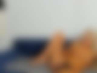 Live cam show with BlueEyesDesire - Sexy on CamwithHer