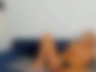BlueEyesDesire's Live Sex Cam Show