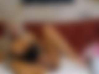 Live cam show with BlueEyesDesire - Smoking on Camsoda