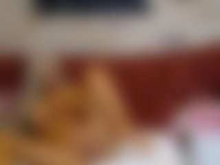 Live cam show with BlueEyesDesire - Middle Aged on madthumbs
