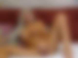 BlueEyesDesire's Live Sex Cam Show