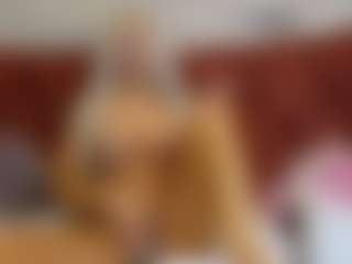 BlueEyesDesire's Live Sex Cam Show