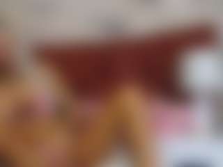 BlueEyesDesire's Live Sex Cam Show