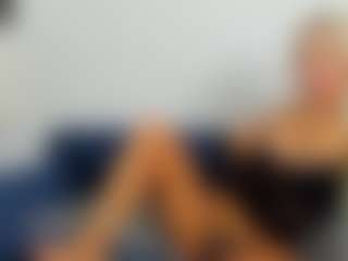 Live cam show with BlueEyesDesire - Mature on CamwithHer