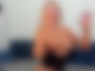 Live cam show with BlueEyesDesire - Athletic Asshole on Camsoda