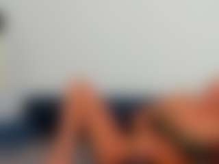 Live cam show with BlueEyesDesire - Solo on Fapmatic.com
