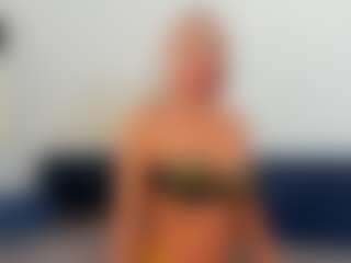 BlueEyesDesire's Live Sex Cam Show