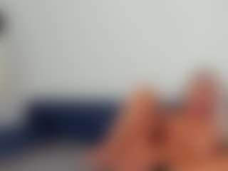 Live cam show with BlueEyesDesire - Solo on livesexfox.com