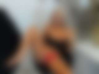 BlueEyesDesire's Live Sex Cam Show