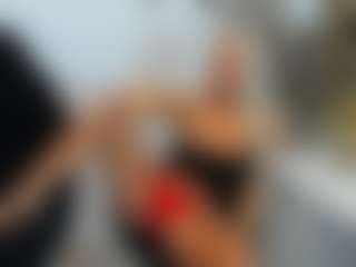 BlueEyesDesire's Live Sex Cam Show
