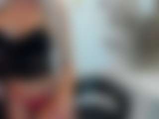 BlueEyesDesire's Live Sex Cam Show