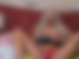 BlueEyesDesire's Live Sex Cam Show