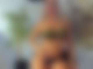 Live cam show with BlueEyesDesire - Squirt Mature on makecum.org