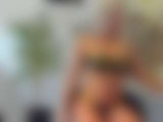BlueEyesDesire's Live Sex Cam Show