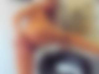 Live cam show with BlueEyesDesire - Athletic on Gym Cam Girls