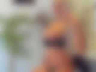 BlueEyesDesire's Live Sex Cam Show
